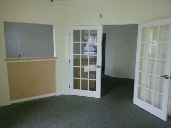 3447 Pine Ridge Rd, Naples, FL 34109